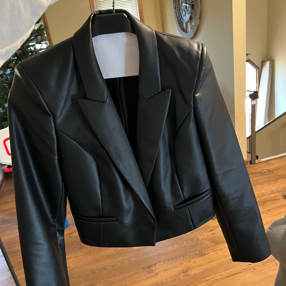 Black Leather Women's Jacket/Blazer